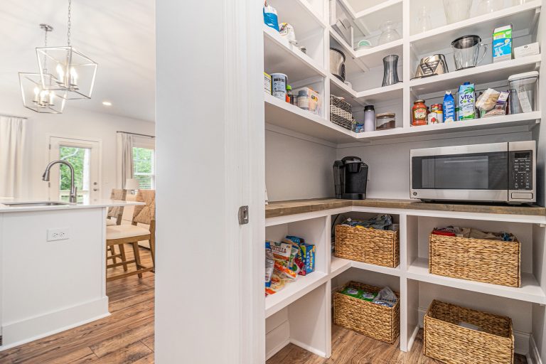 013 337 Clifton Ter Dng 55 654