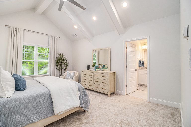 015 337 Clifton Ter Dng 32 606