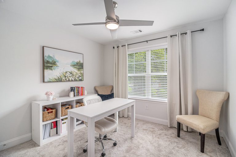 020 337 Clifton Ter Dng 49 84